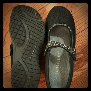 Merrill slip on clogs